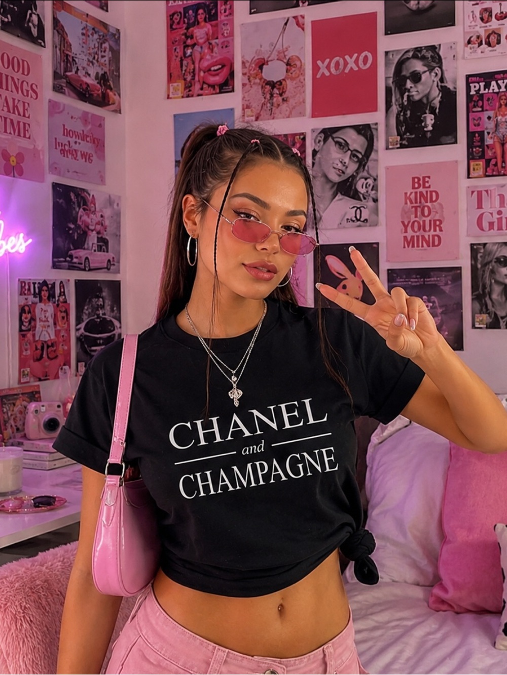 Black "Champagne" Graphic T-shirt Women's